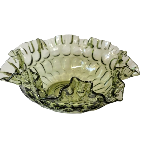 Vintage Fenton thumbprint cramped ruffle bowl Avocado green - Picture 2 of 5